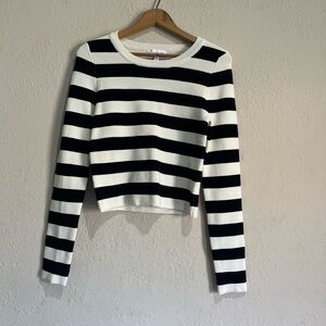 Viscose Black and White Striped Ribbed Cropped Long sleeve top